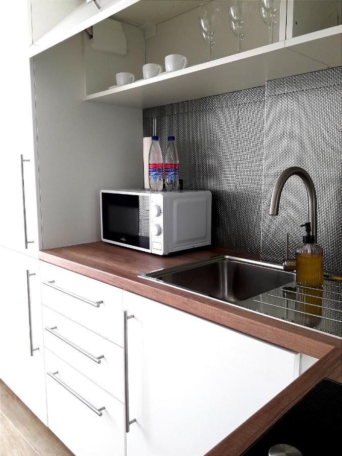 Light Apartment Center City Chişinău Extérieur photo